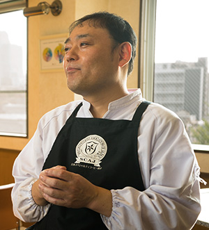 焙煎士　小原嘉丈